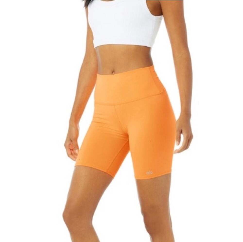 Alo Yoga High-Waist Biker Short Orange XS